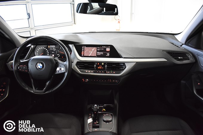 BMW 116d 5p. Business Advantage